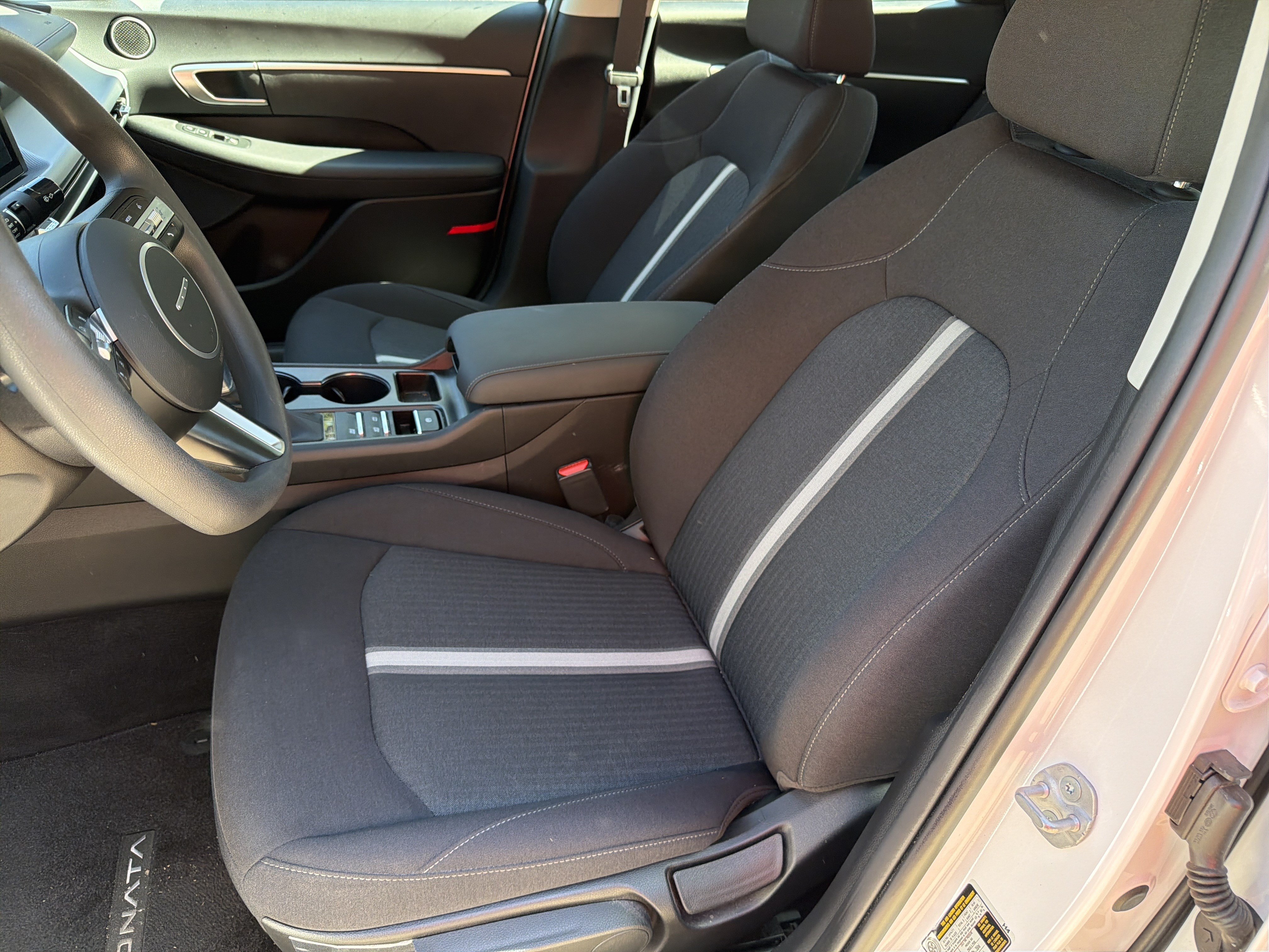 Used 2025 Hyundai Sonata SE FWD image 16