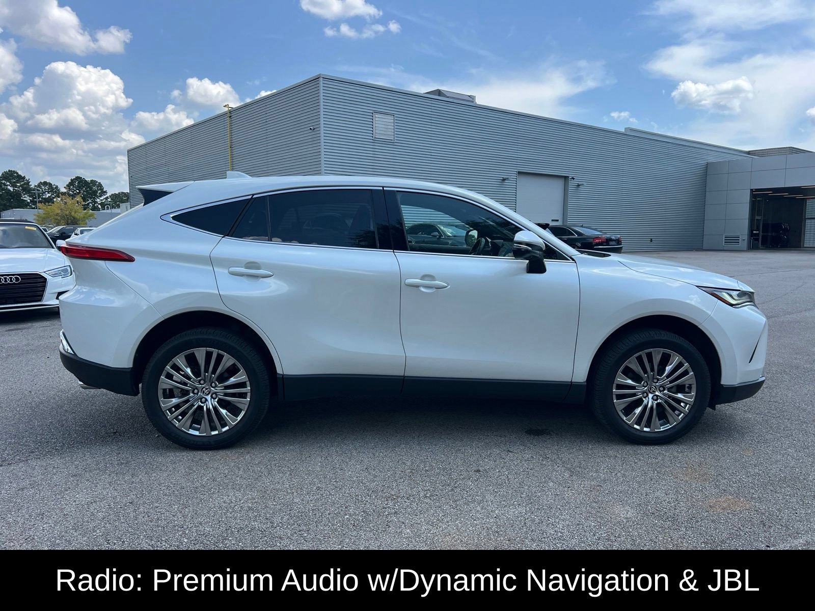 Used 2024 Toyota Venza Limited AWD/4WD image 4