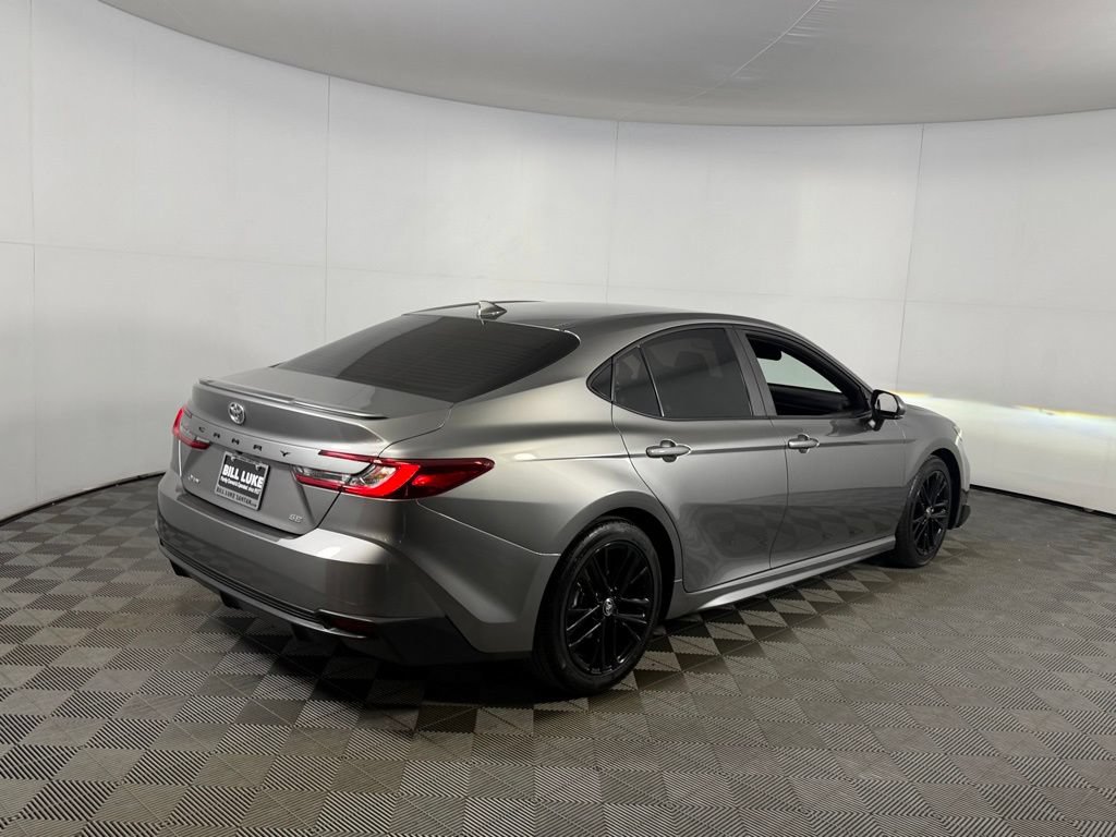 Used 2025 Toyota Camry SE w/ Convenience Package FWD image 8