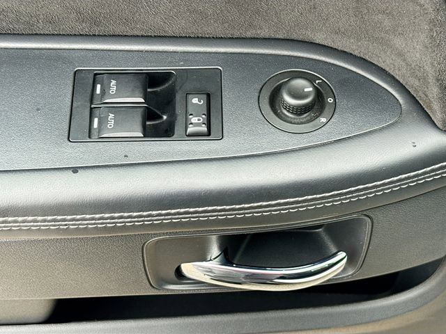 Used 2014 Dodge Challenger SRT8 RWD image 21