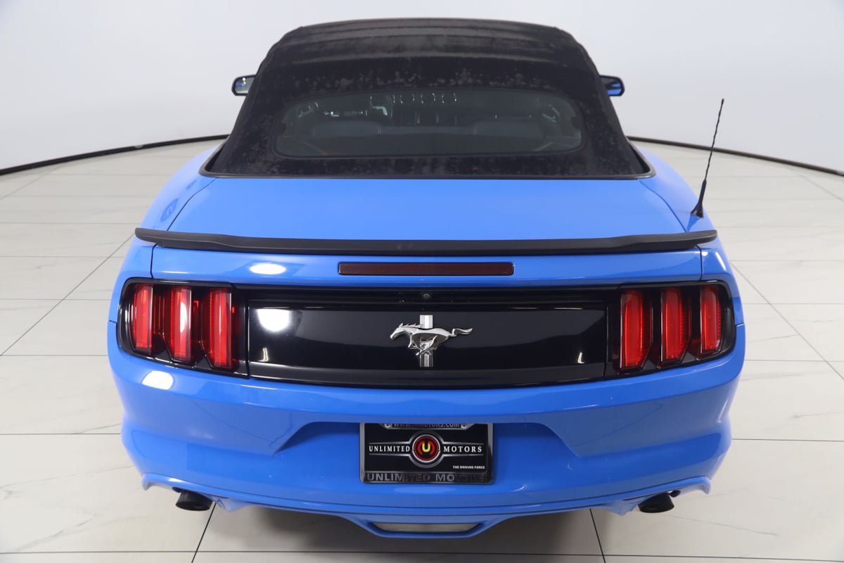 Used 2017 Ford Mustang Convertible RWD image 52