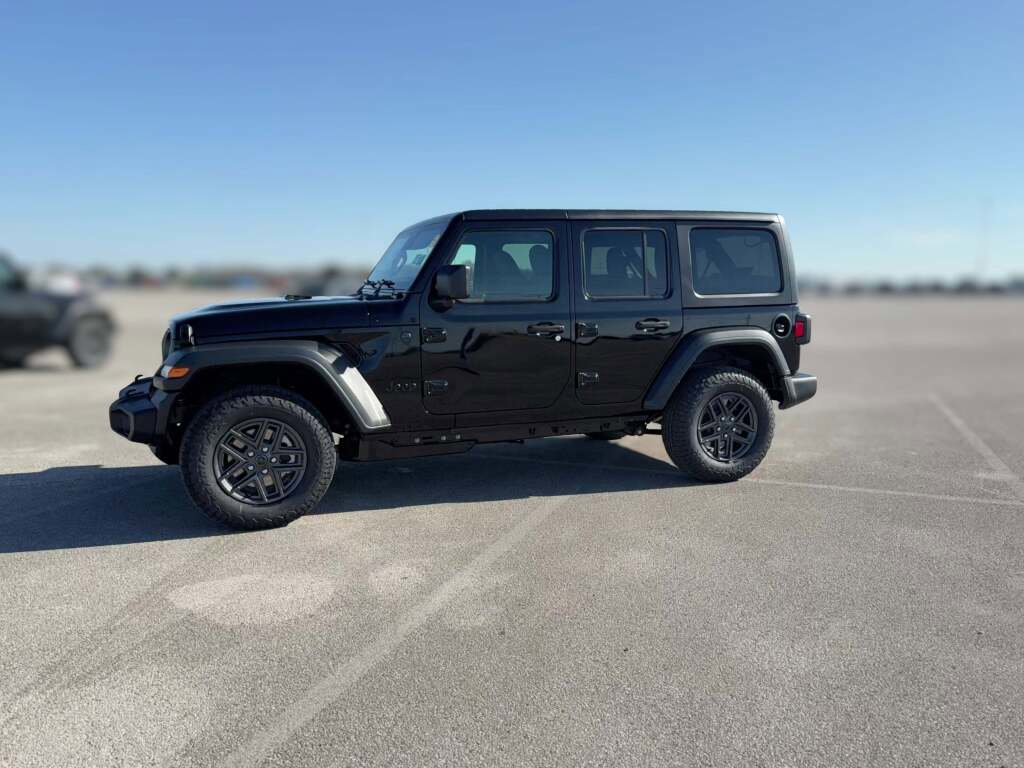 New 2026 Jeep Wrangler Sport S image 5