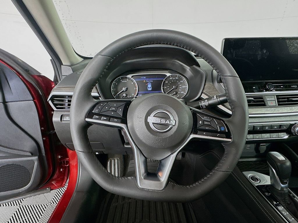 Used 2023 Nissan Altima 2.5 SV w/ SV Premium Package image 11