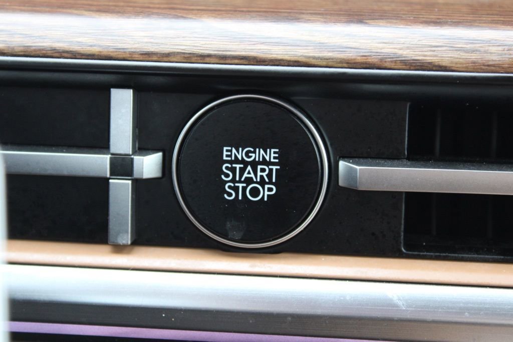 Used 2024 Hyundai Santa Fe Limited image 35