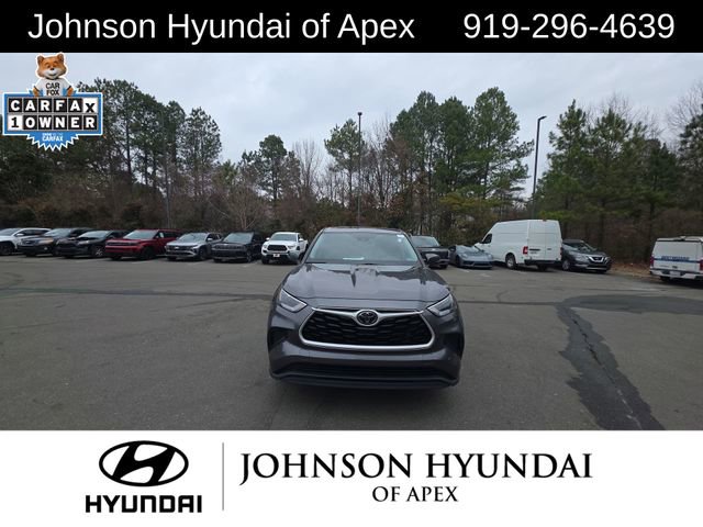 Used 2021 Toyota Highlander L image 11