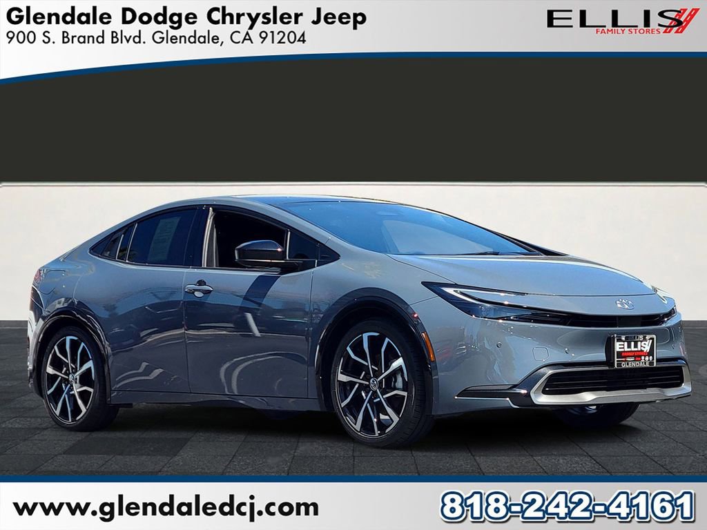 Used 2025 Toyota Prius Plug-In Hybrid w/ Limited Premium Package image 1