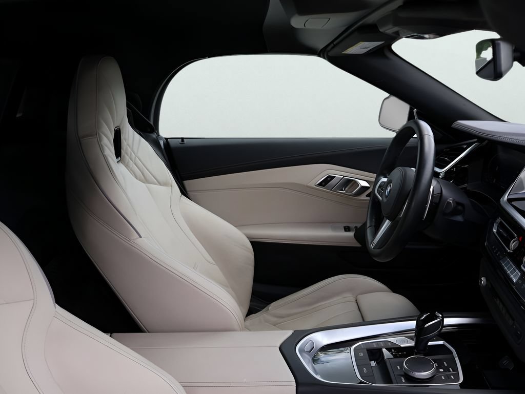 Used 2019 BMW Z4 sDrive30i w/ M Sport Package RWD image 13
