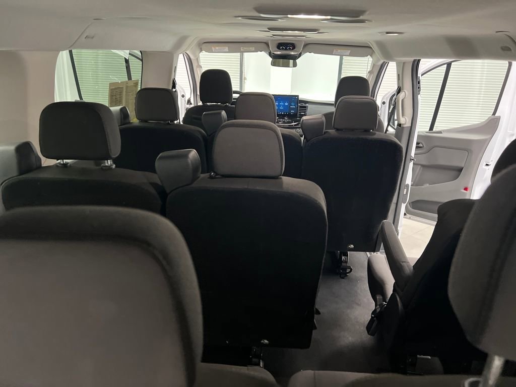 Used 2023 Ford Transit 350 XLT image 22