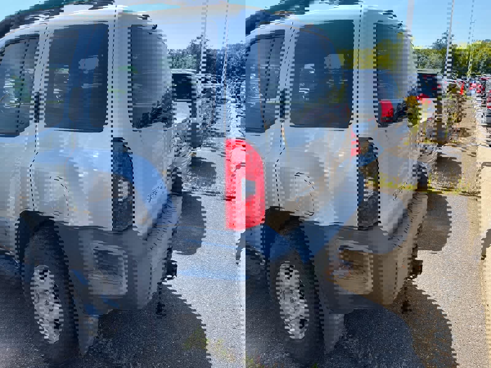 Used 2005 Nissan Xterra S w/ (P01) Power Pkg image 8