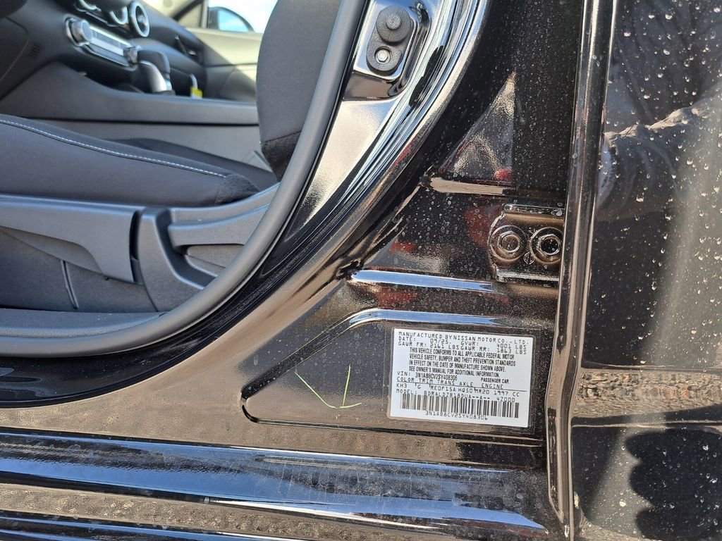 Used 2025 Nissan Sentra SV image 27