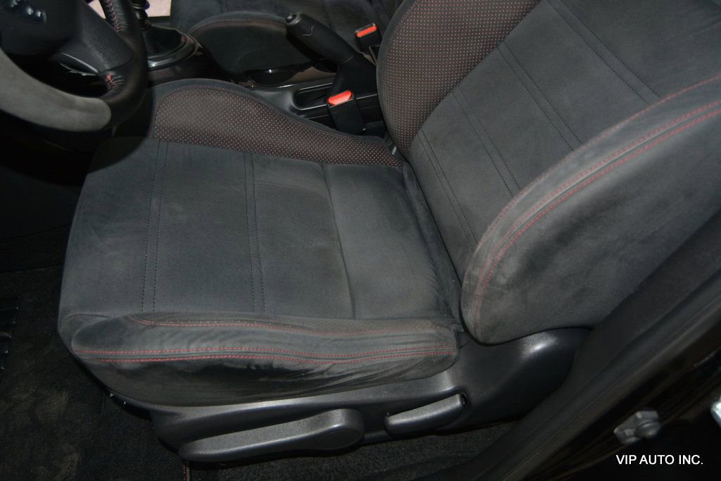 Used 2015 Nissan Juke NISMO image 17