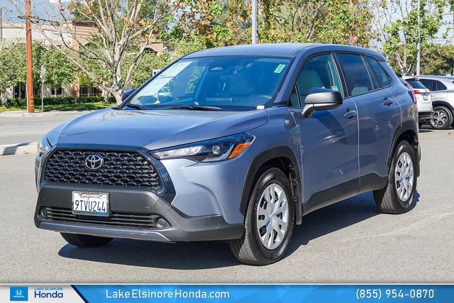 Used 2025 Toyota Corolla Cross L image 4