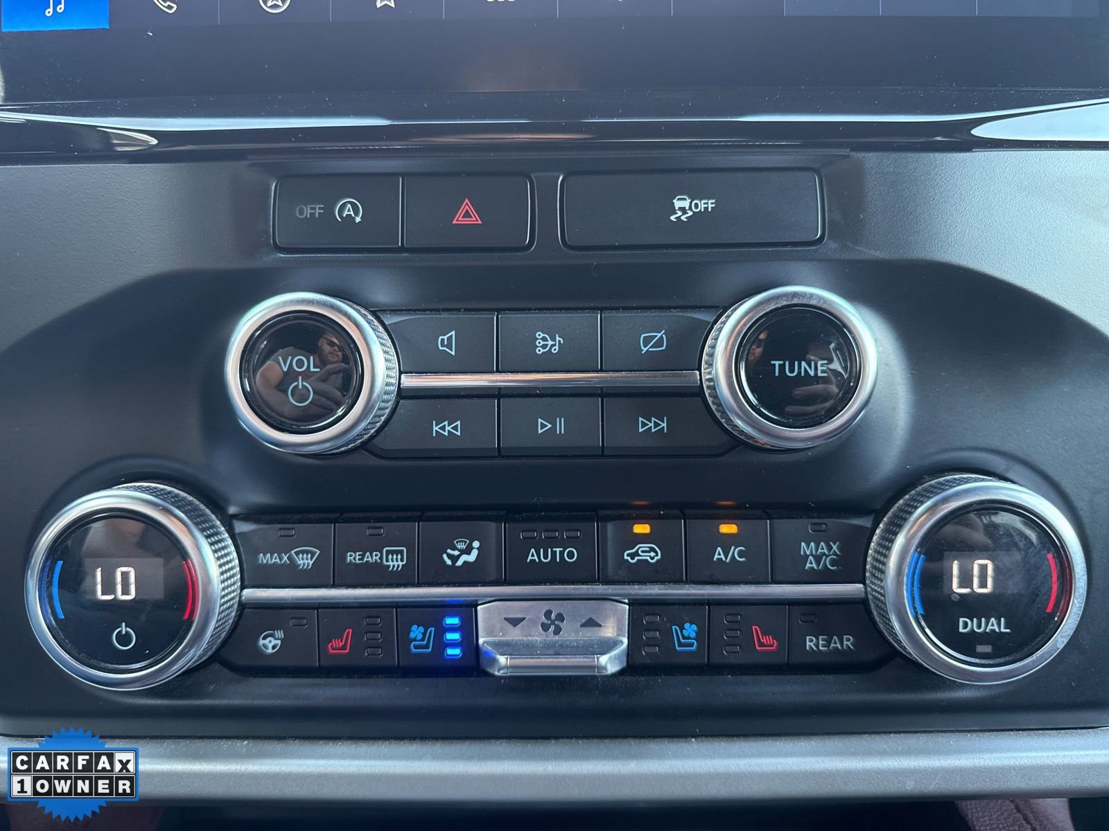 Used 2024 Ford Expedition Limited image 15