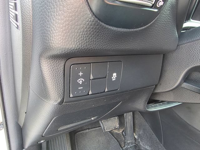 Used 2018 Kia Soul + FWD image 16