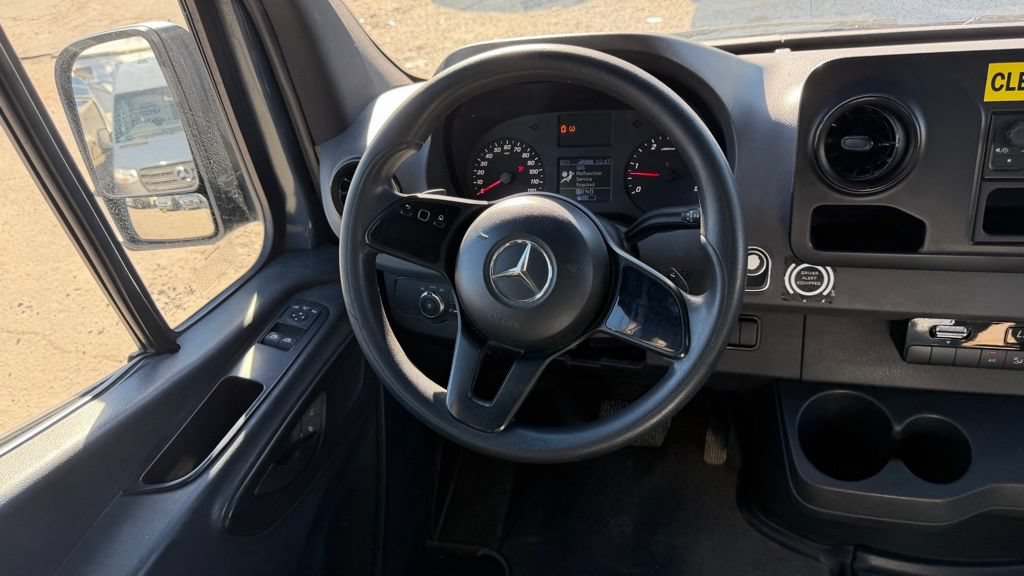 Used 2019 Mercedes-Benz Sprinter 144 image 16