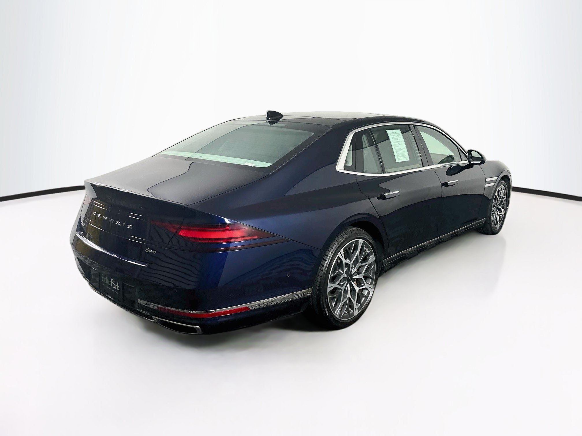 Used 2023 Genesis G90 3.5T AWD/4WD image 9