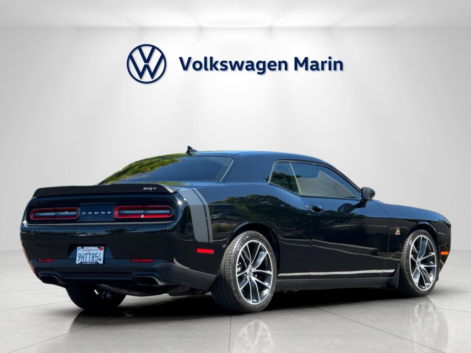 Used 2016 Dodge Challenger R/T Scat Pack RWD image 5