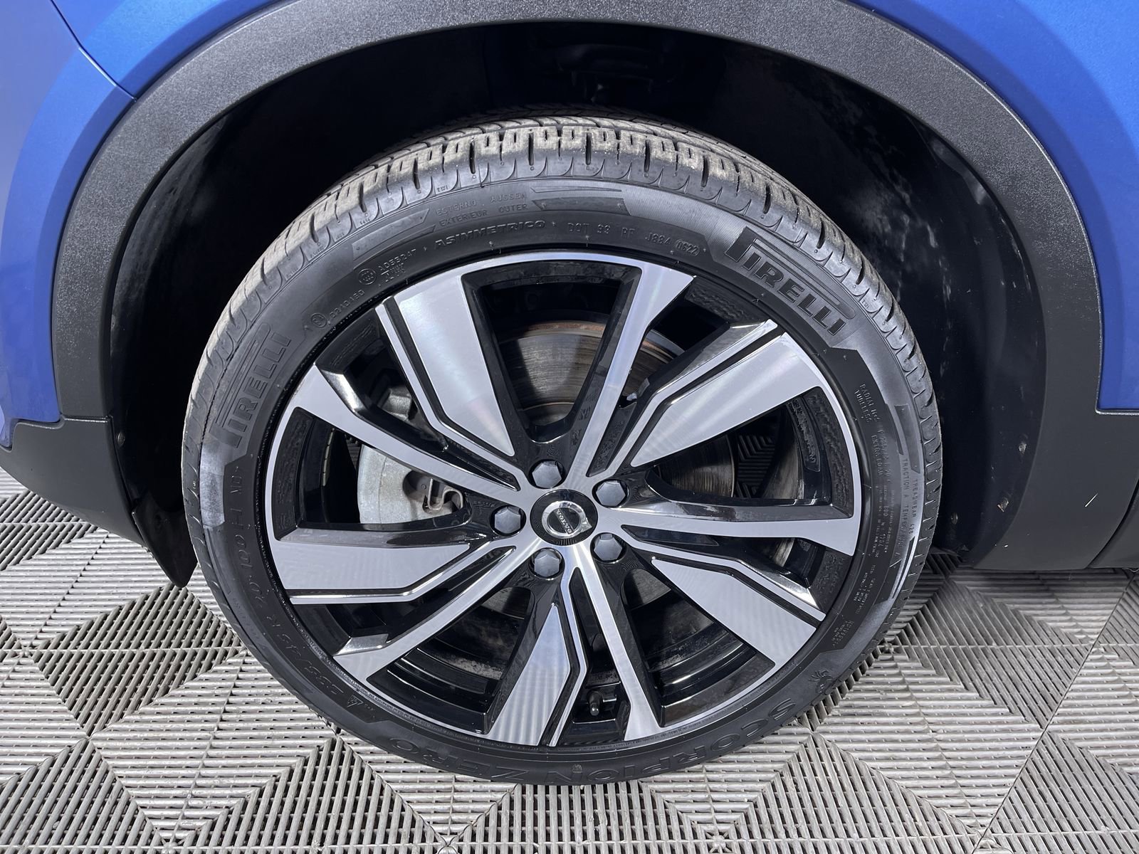 Used 2021 Volvo XC40 P8 Recharge AWD/4WD image 25