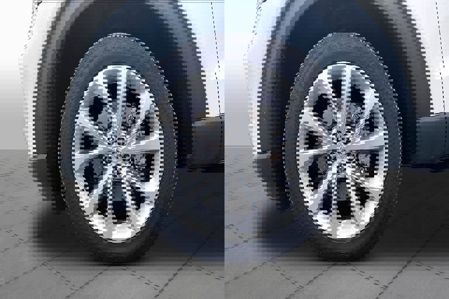 Used 2021 Ford Explorer Platinum w/ Premium Technology Package image 10