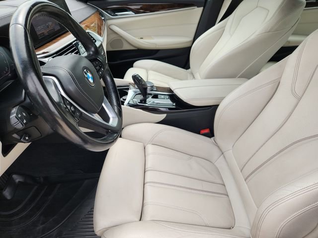 Used 2020 BMW 530i w/ Premium Package RWD image 13