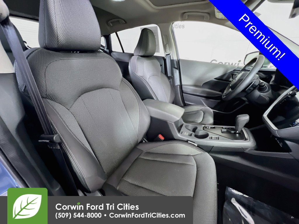Used 2024 Subaru Crosstrek 2.0i Premium AWD/4WD image 17