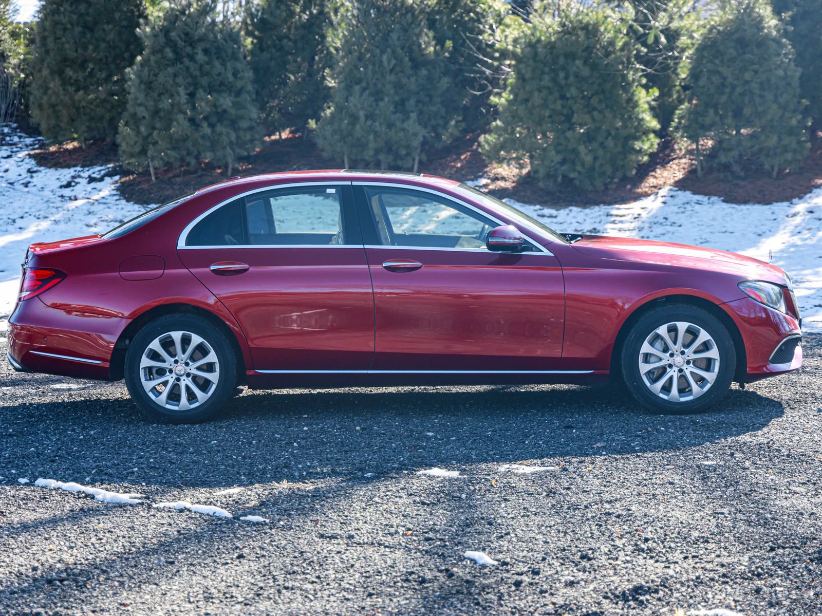 Used 2017 Mercedes-Benz E 300 4MATIC w/ Premium 1 Package image 7