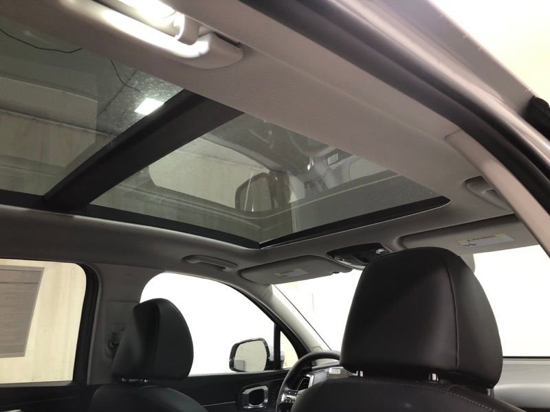 New 2026 Kia Sorento S w/ S Panoramic Sunroof Package image 12