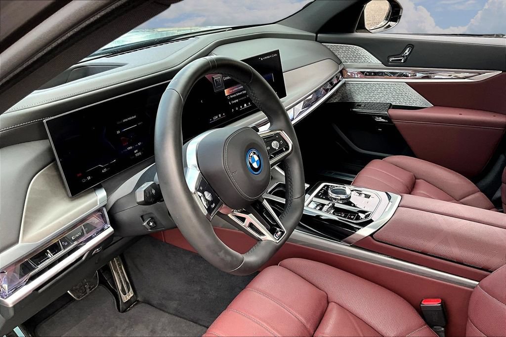 Used 2023 BMW i7 xDrive60 AWD/4WD image 17