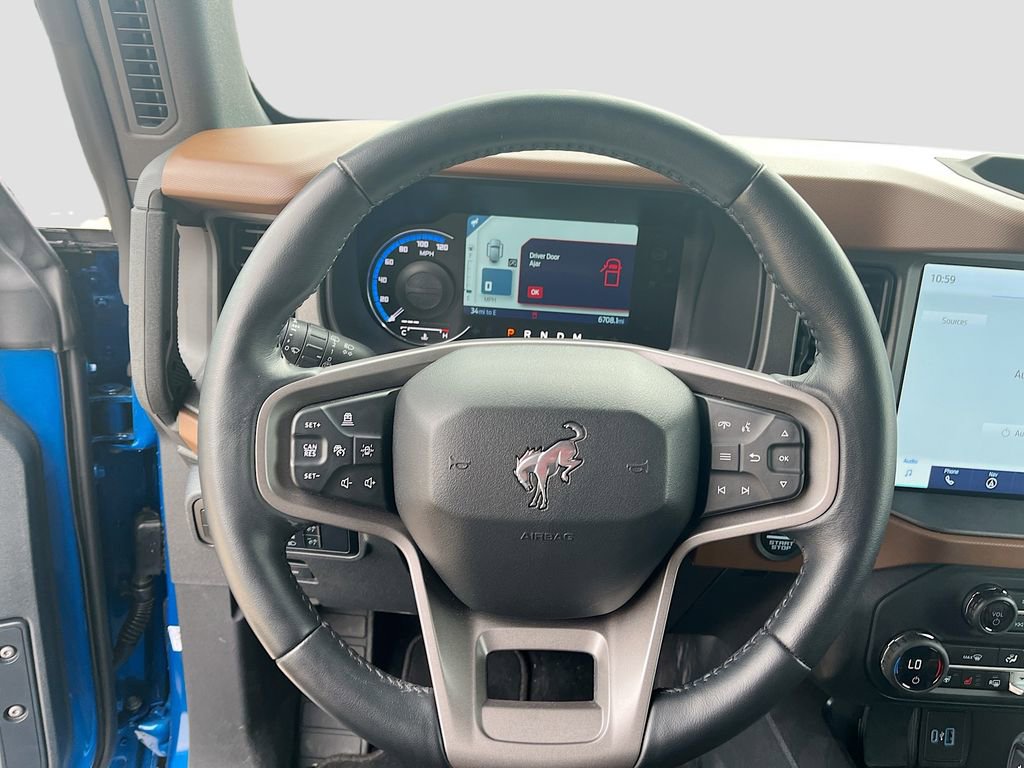 Used 2024 Ford Bronco Outer Banks image 11