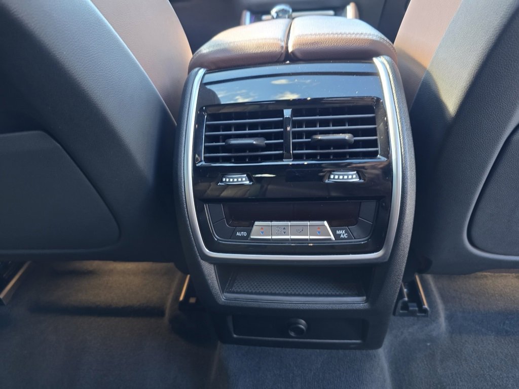 Used 2021 BMW X6 sDrive40i w/ Convenience Package image 35