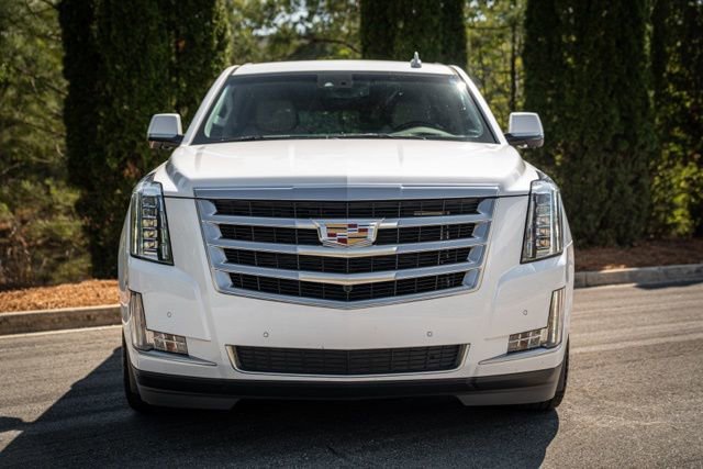 Used 2016 Cadillac Escalade Luxury image 16