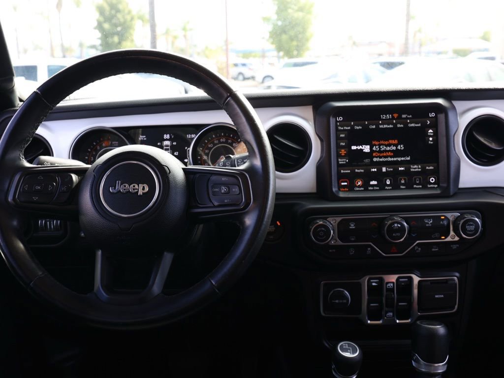 Used 2021 Jeep Wrangler Unlimited Islander image 21