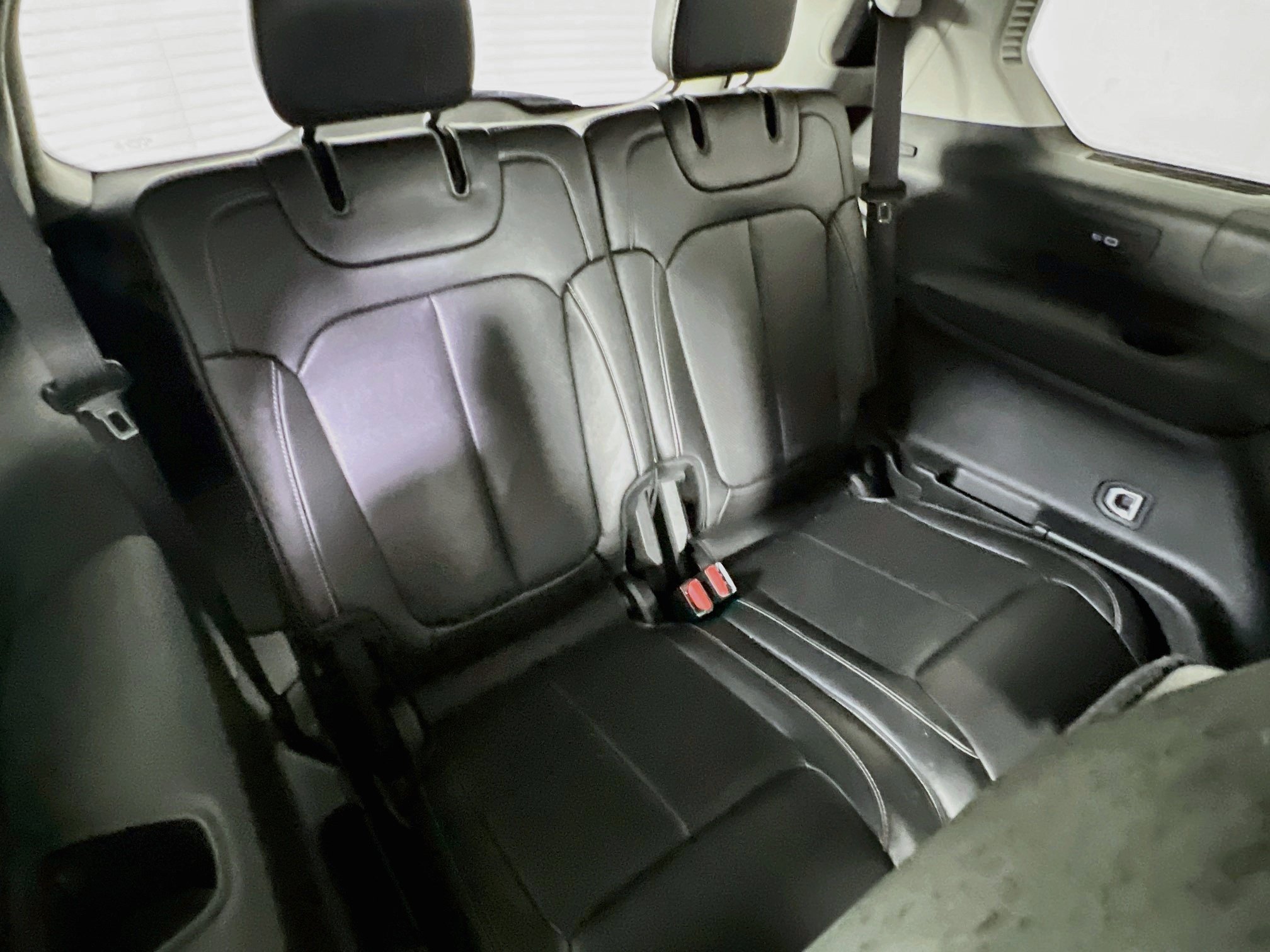 Used 2023 Jeep Grand Cherokee L Limited w/ Luxury Tech Group II AWD/4WD image 27