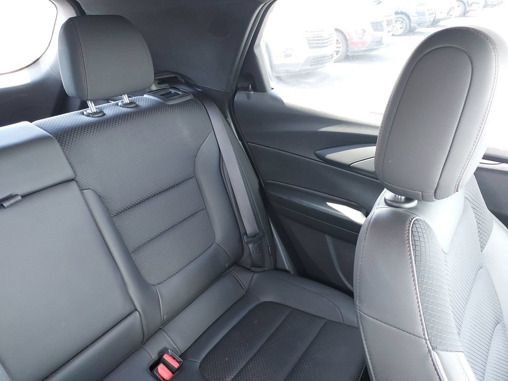 Used 2022 Chevrolet TrailBlazer RS AWD/4WD image 14