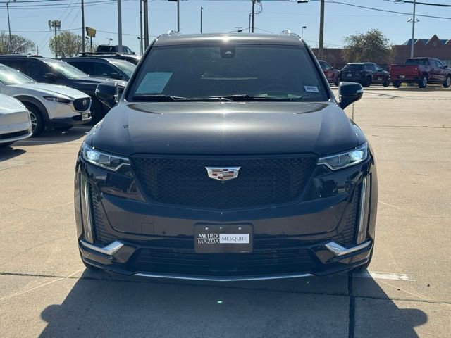 Used 2022 Cadillac XT6 Premium Luxury w/ Platinum Package image 2