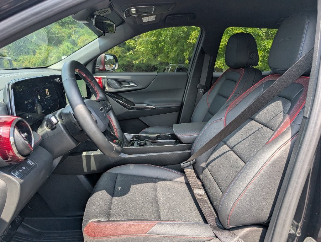 Used 2026 Chevrolet Equinox RS w/ Convenience Package III FWD image 14