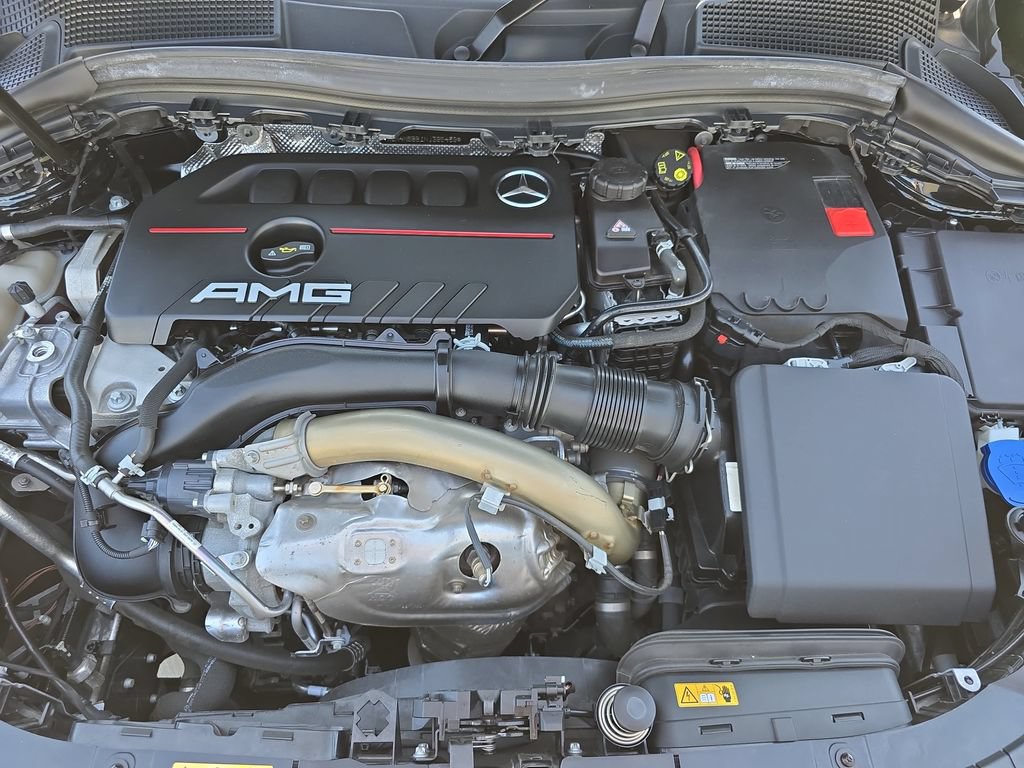 Used 2022 Mercedes-Benz GLA 35 AMG 4MATIC image 32
