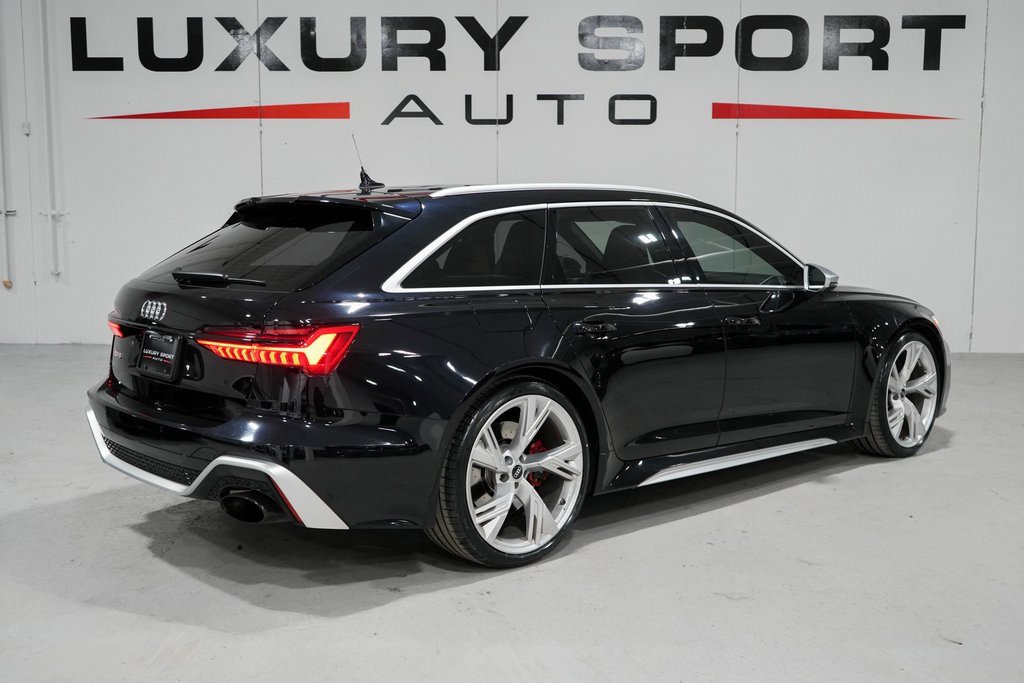 Used 2021 Audi RS 6 w/ Executive Package image 6