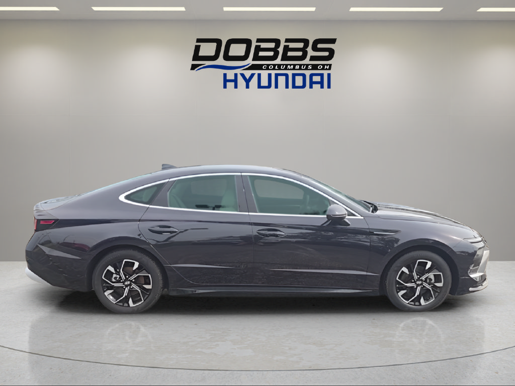 Used 2025 Hyundai Sonata SEL FWD image 5