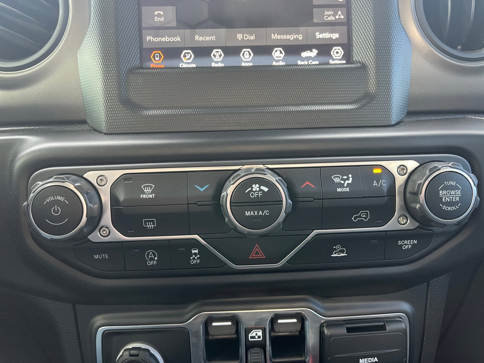 Used 2022 Jeep Gladiator Sport AWD/4WD image 16