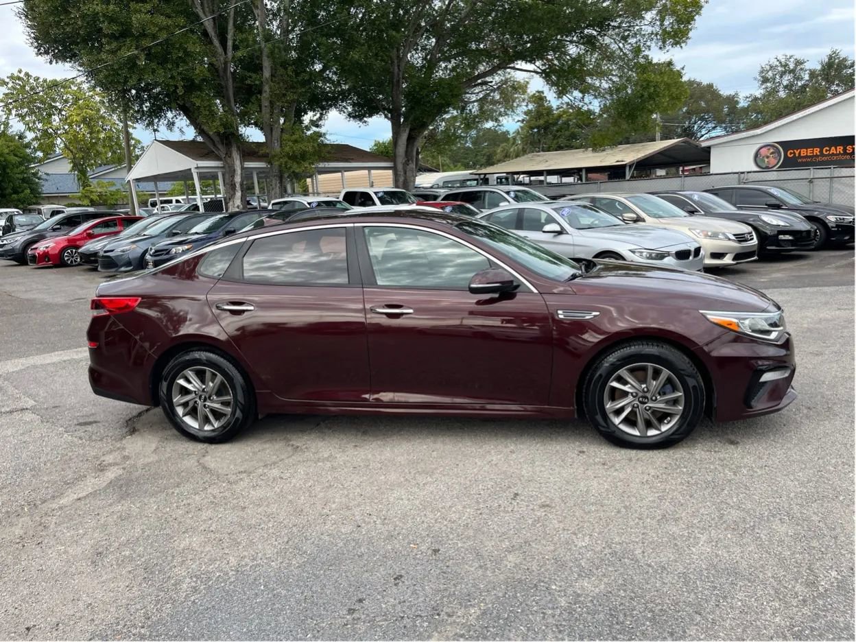 Used 2020 Kia Optima LX FWD image 4