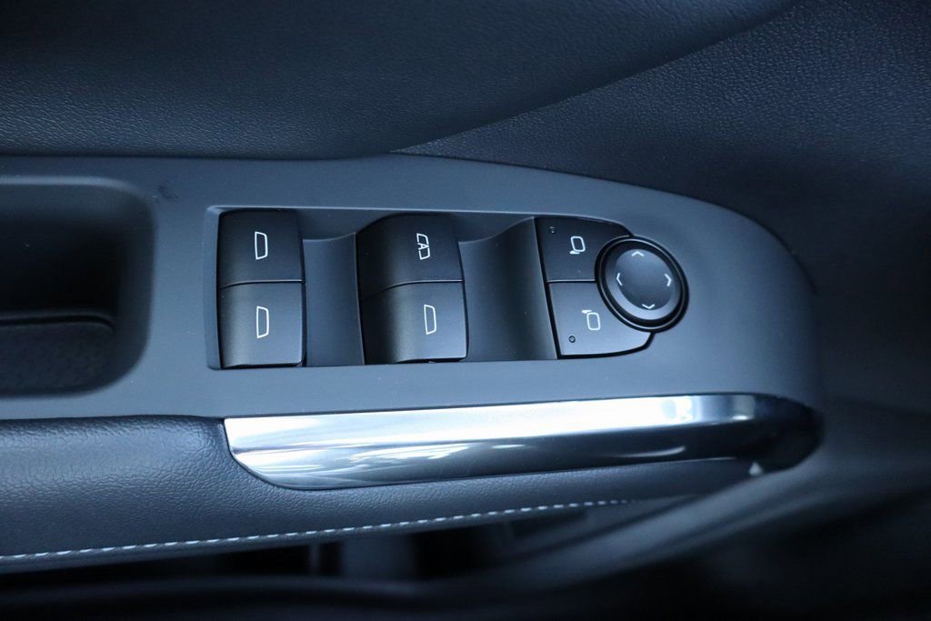 New 2026 Chevrolet Traverse LT w/ Driver Confidence Package image 18