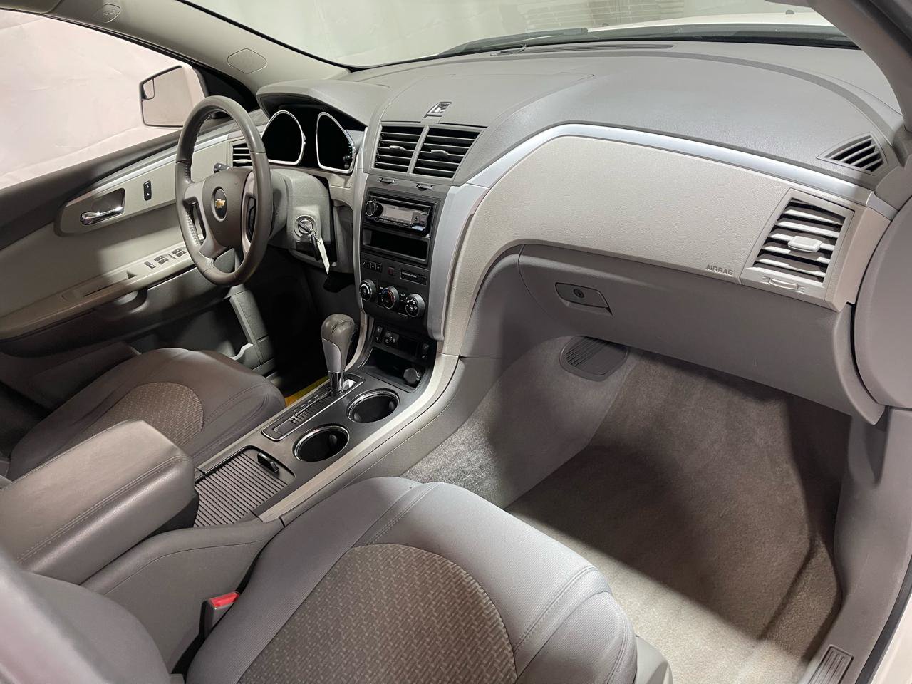 Used 2011 Chevrolet Traverse LT AWD/4WD image 13