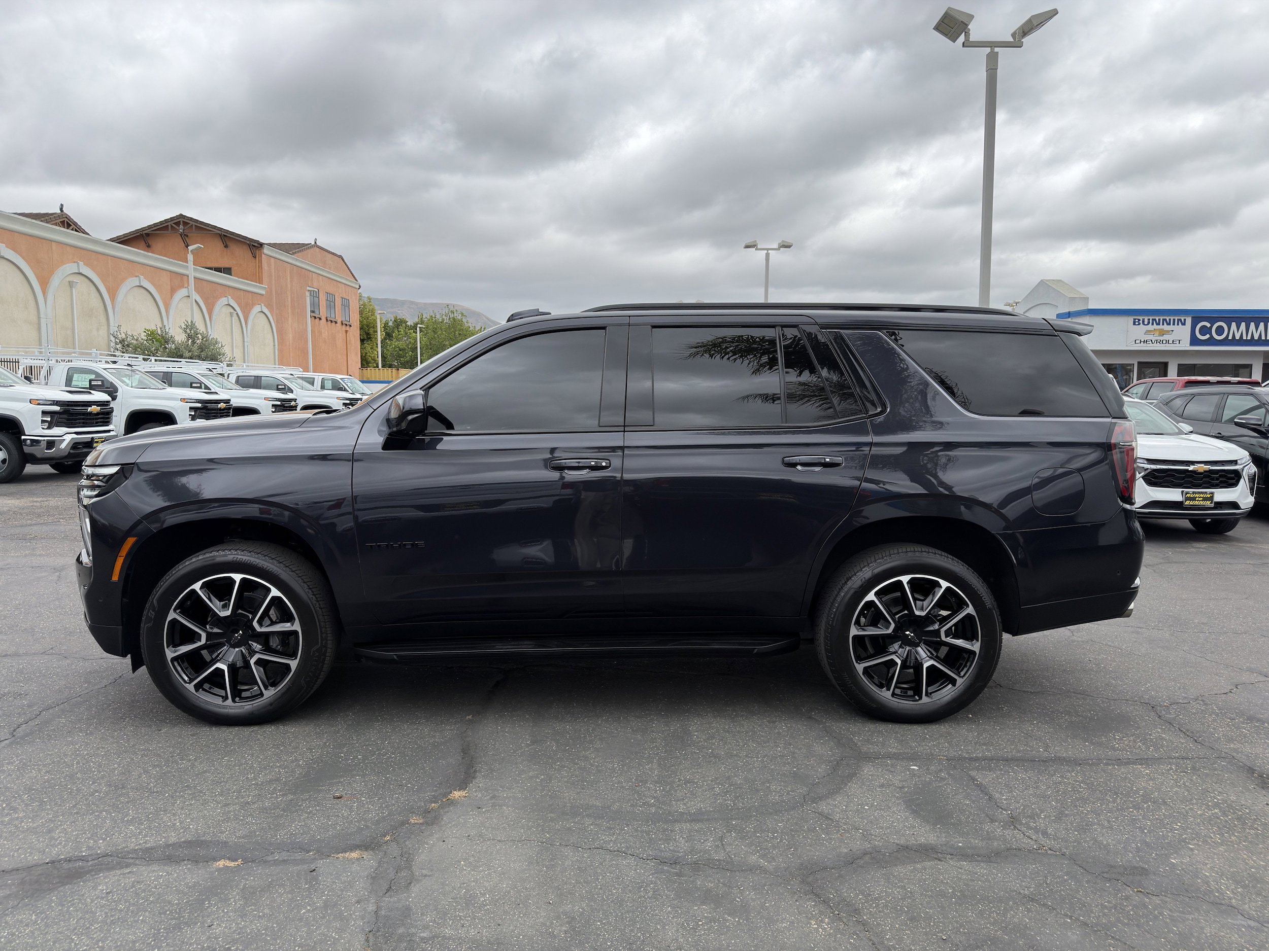 Used 2025 Chevrolet Tahoe RST RWD image 5