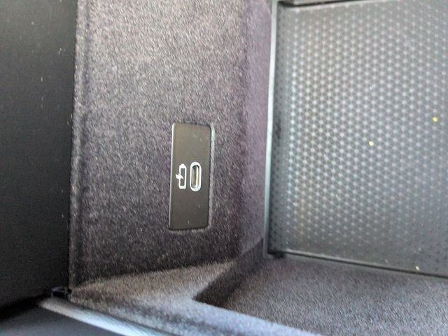 Used 2024 BMW X7 xDrive40i image 25