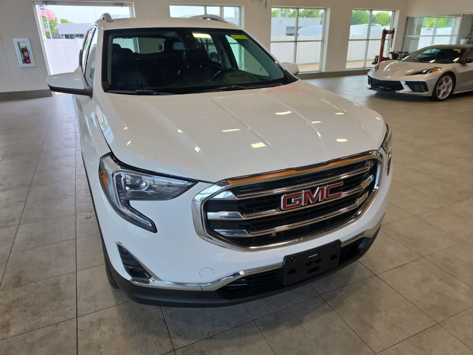 Used 2021 GMC Terrain SLT FWD image 4