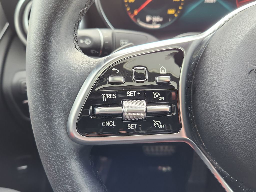 Used 2023 Mercedes-Benz GLC 300 4MATIC Coupe image 26