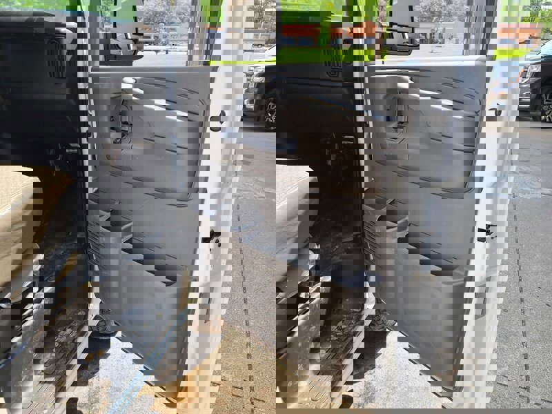 Used 2015 Chevrolet Express 2500 2500 3DR CARGO VAN /V8 image 10