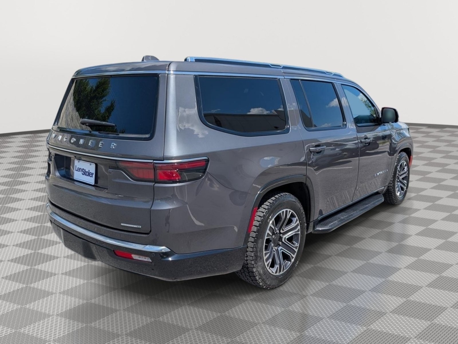 Used 2022 Jeep Wagoneer Series III AWD/4WD image 5
