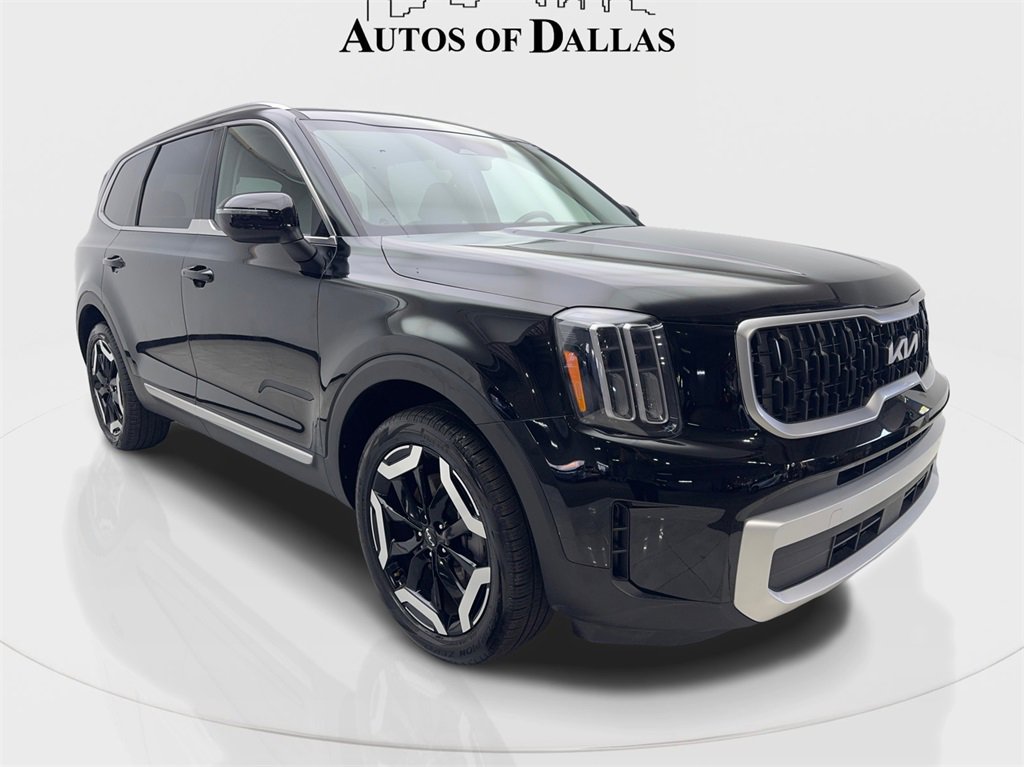Used 2025 Kia Telluride EX w/ EX Captain's Chair Package image 4